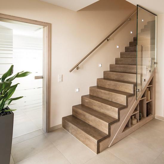 Moderne Treppen aus Holz