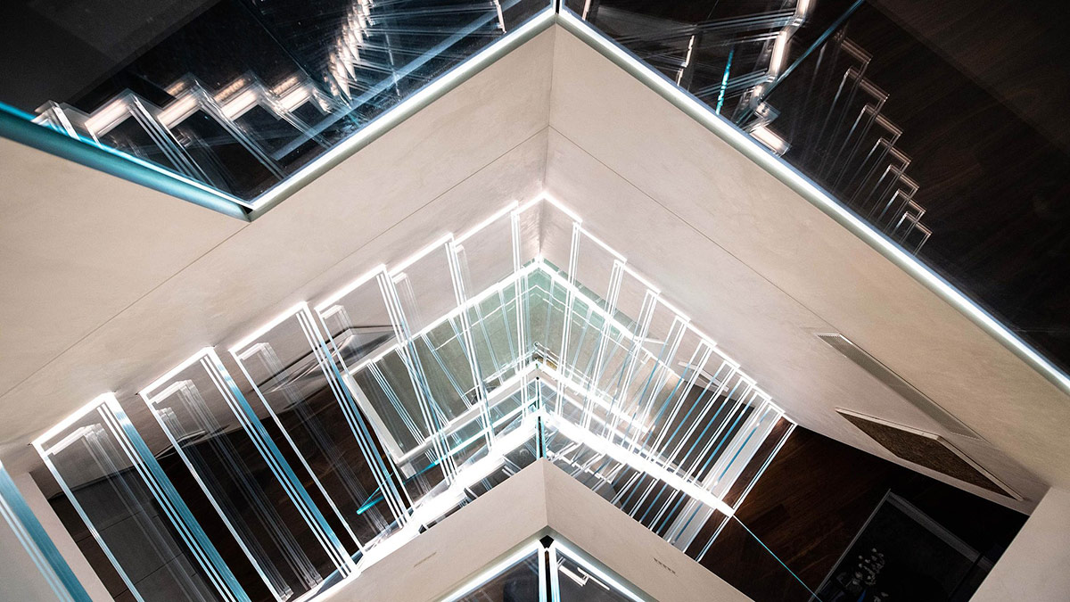 Exklusive Glastreppe mit Beleuchtungssystem von Siller Treppen
