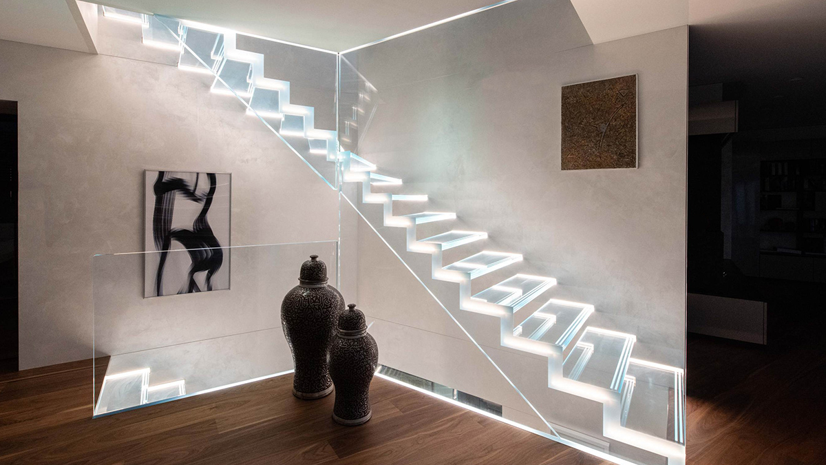 Exklusive Glastreppe mit Beleuchtungssystem von Siller Treppen